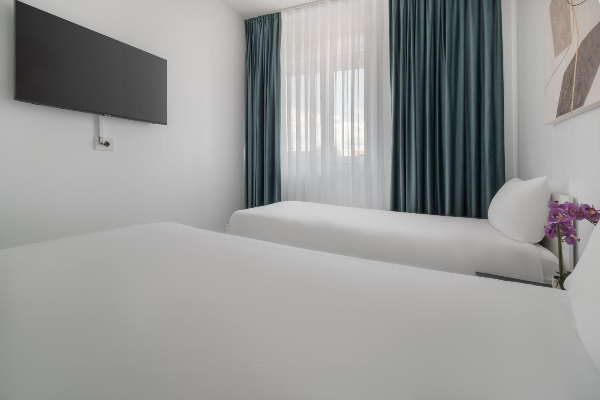 Ferienwohnung Blanco Oradea Exterior foto